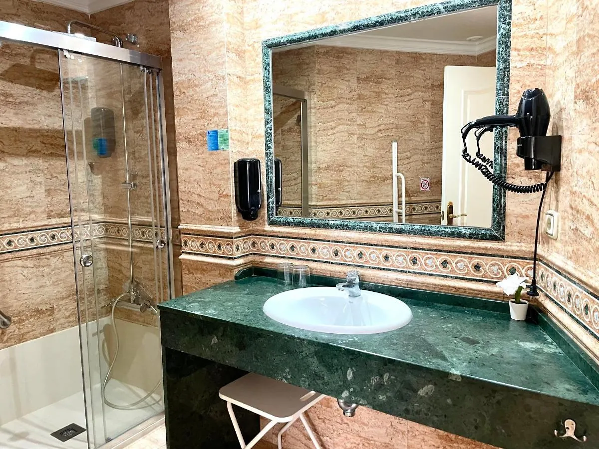 Hotel Playa del Carmen Barbate 2*,