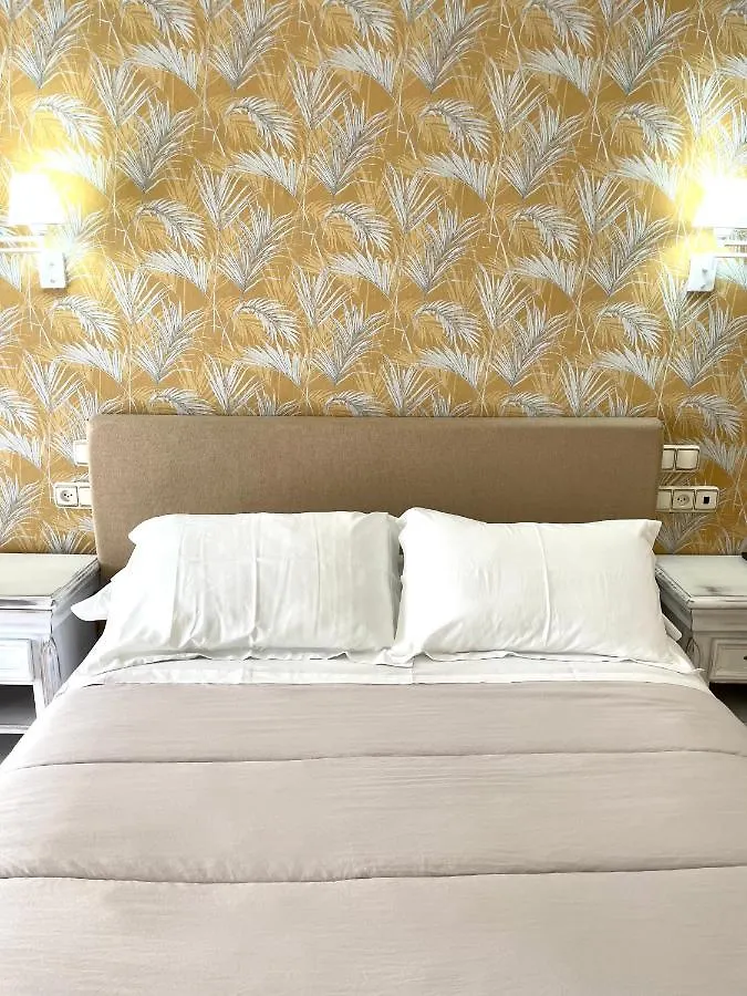 Hotel Playa Del Carmen Barbate 2*,  Spain